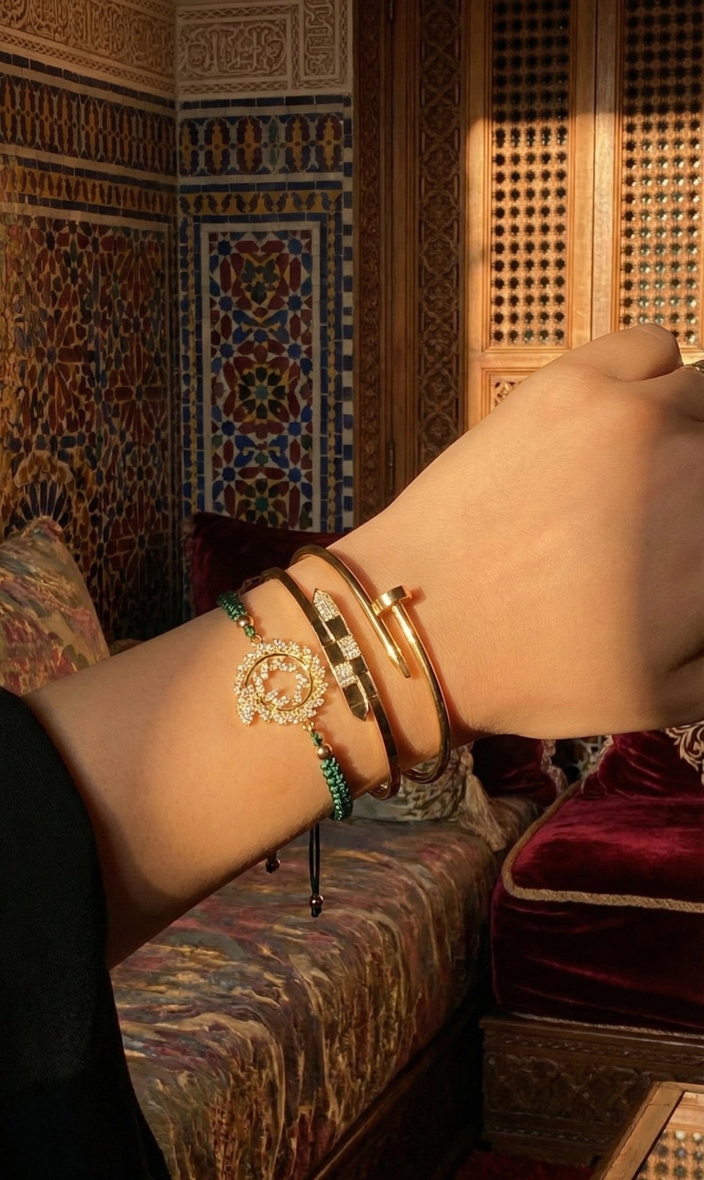 طقم التريو الأنيق